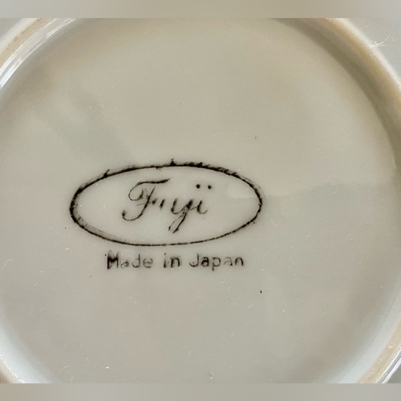 Fuji gorgeous 6 coffee set, made in Japan 💕